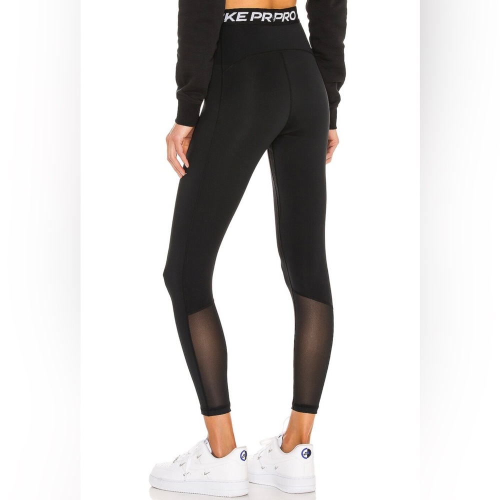 Nike Pro 7/8 High Rise Tight in Black - XS, NWT, Never Worn